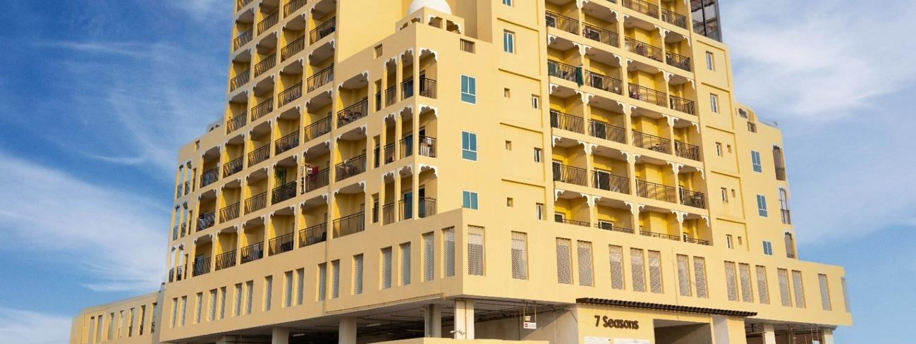 7 Seasons exterior view