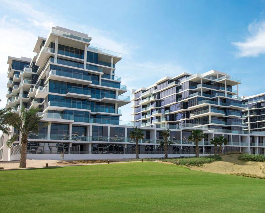 Damac Hills - Golf Town exterior view