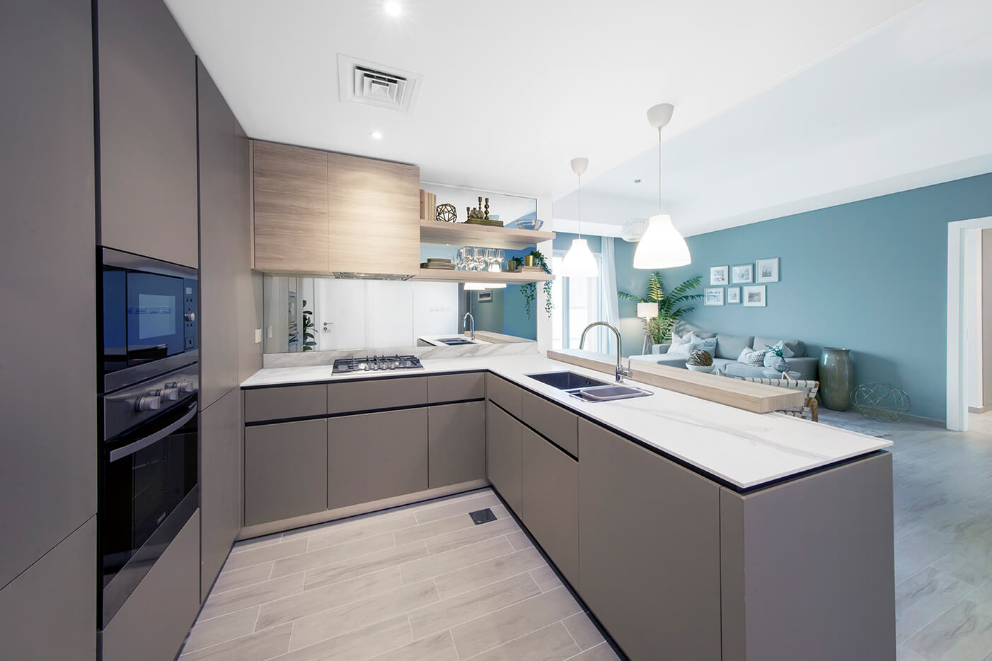 Eaton Place Apartment In JVC