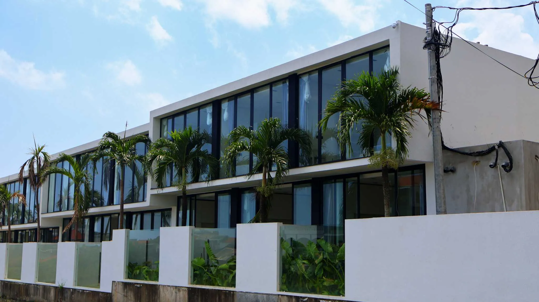 Five Oceans Residence gallery 2
