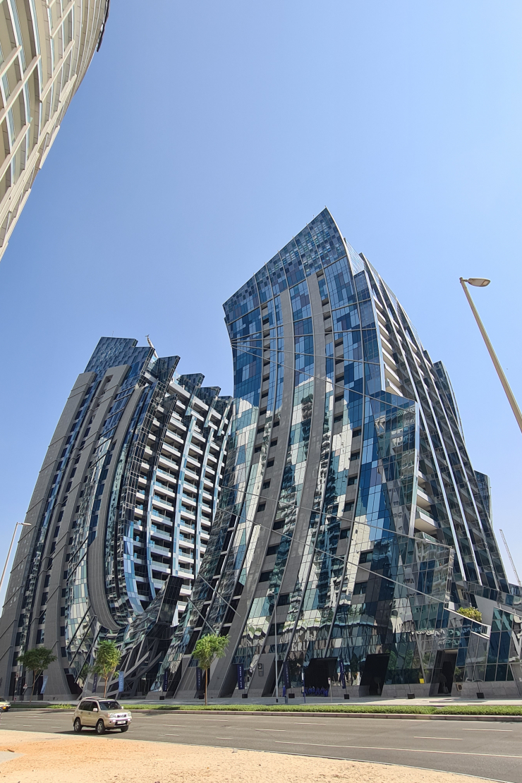 J One Tower A architecture