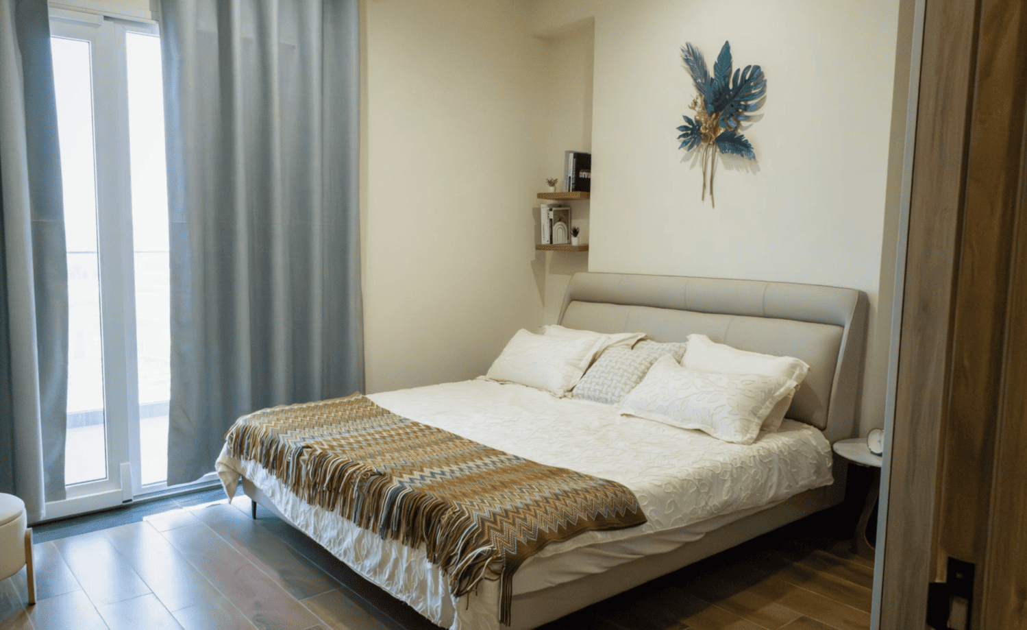 Manam Prime gallery 3