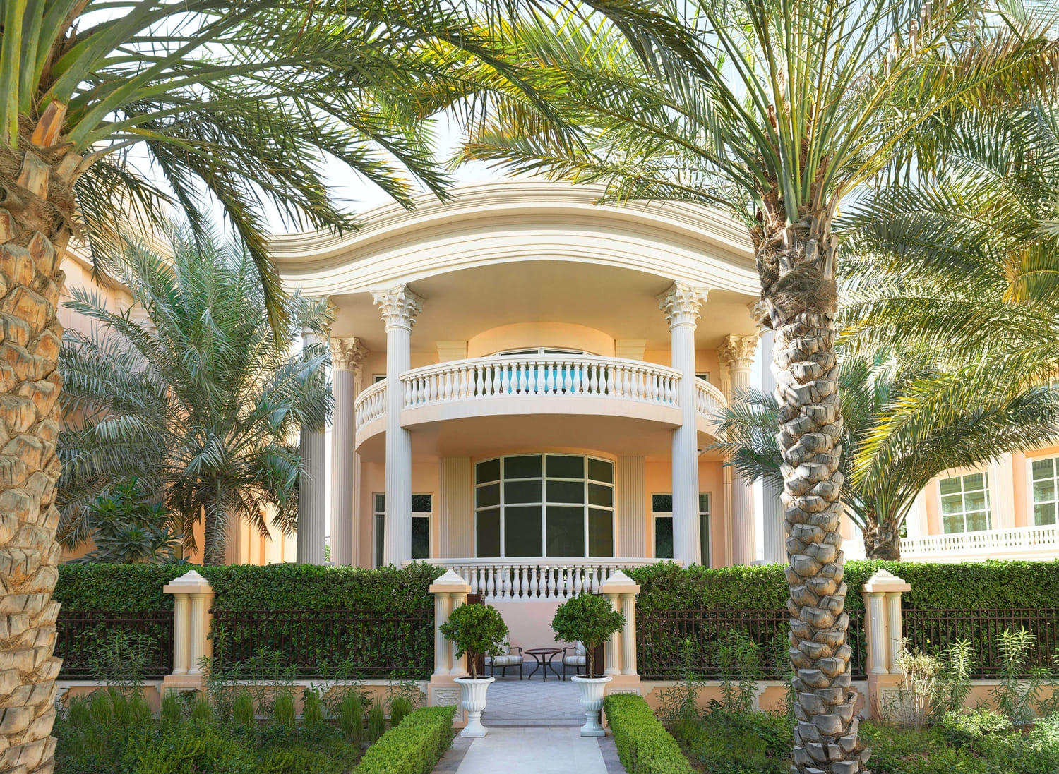 Raffles The Palm Dubai gallery 5