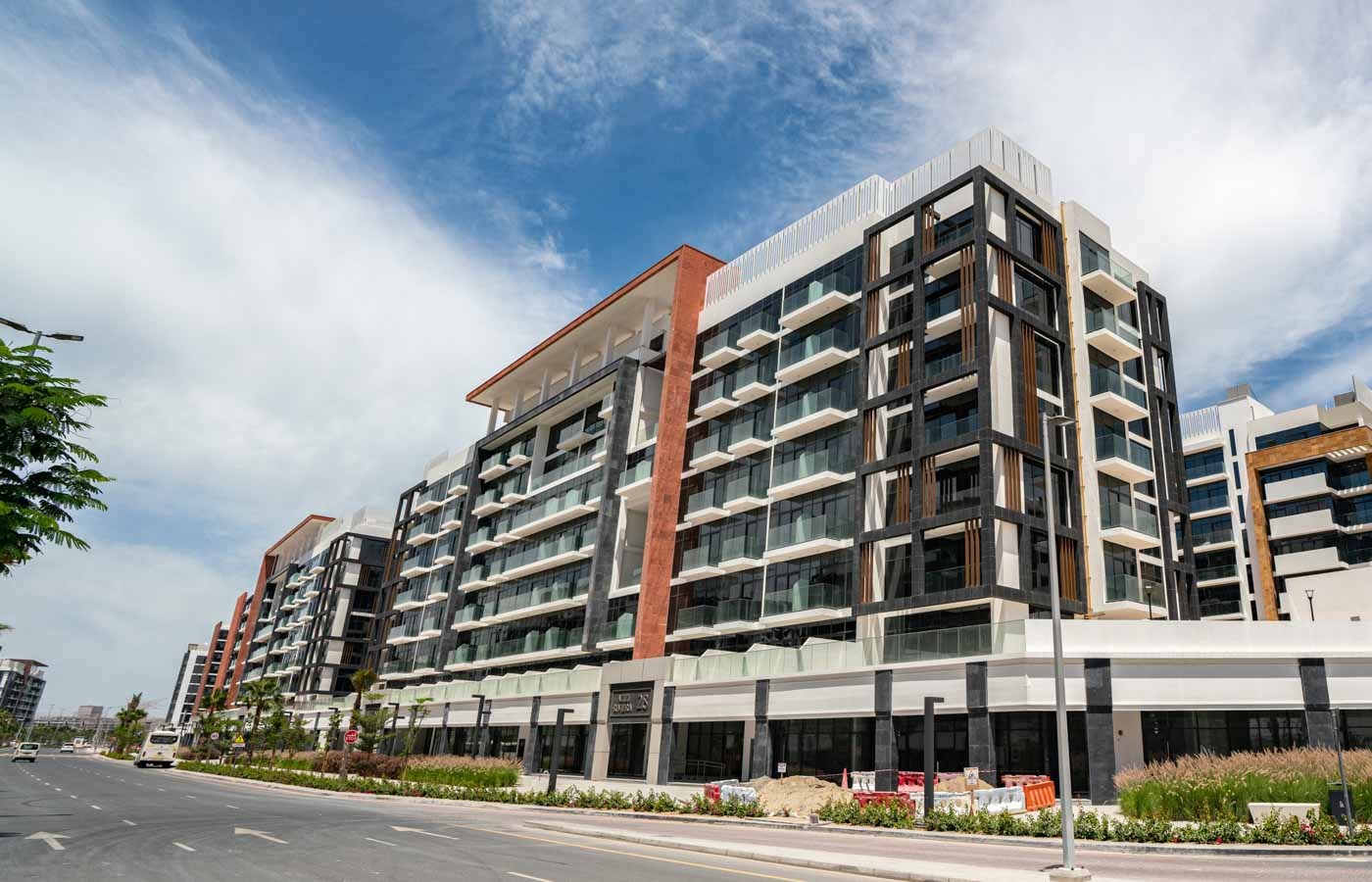 Riviera 28 exterior view