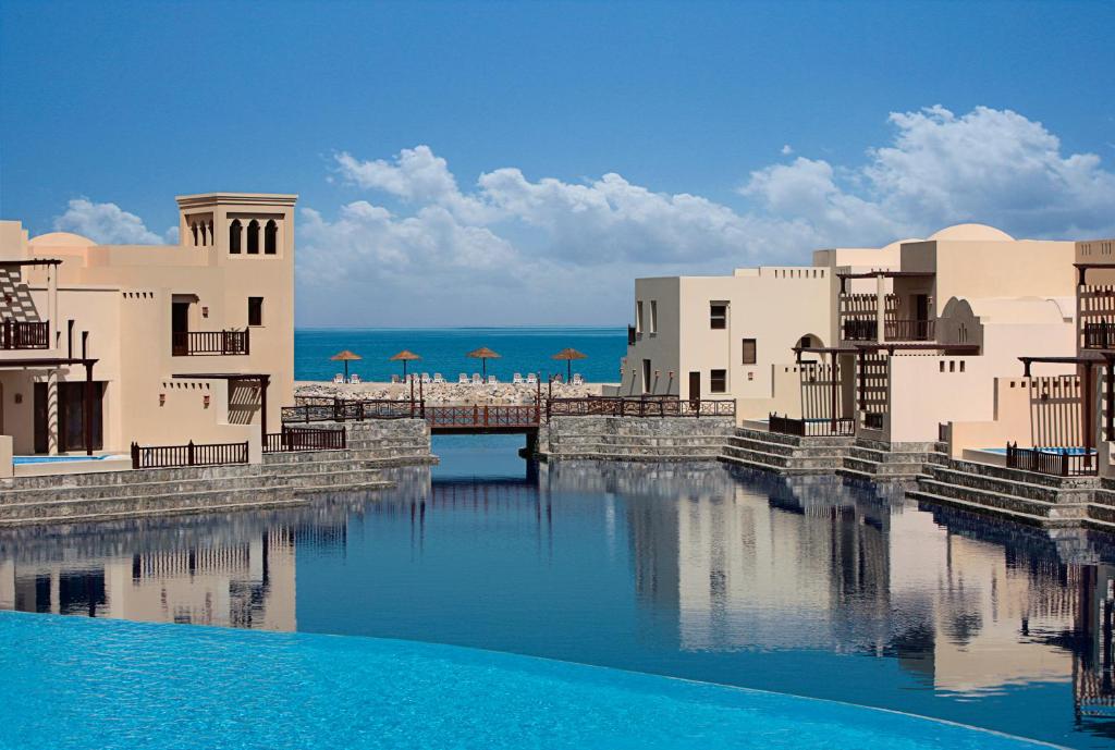 The Cove Rotana Resort gallery 3