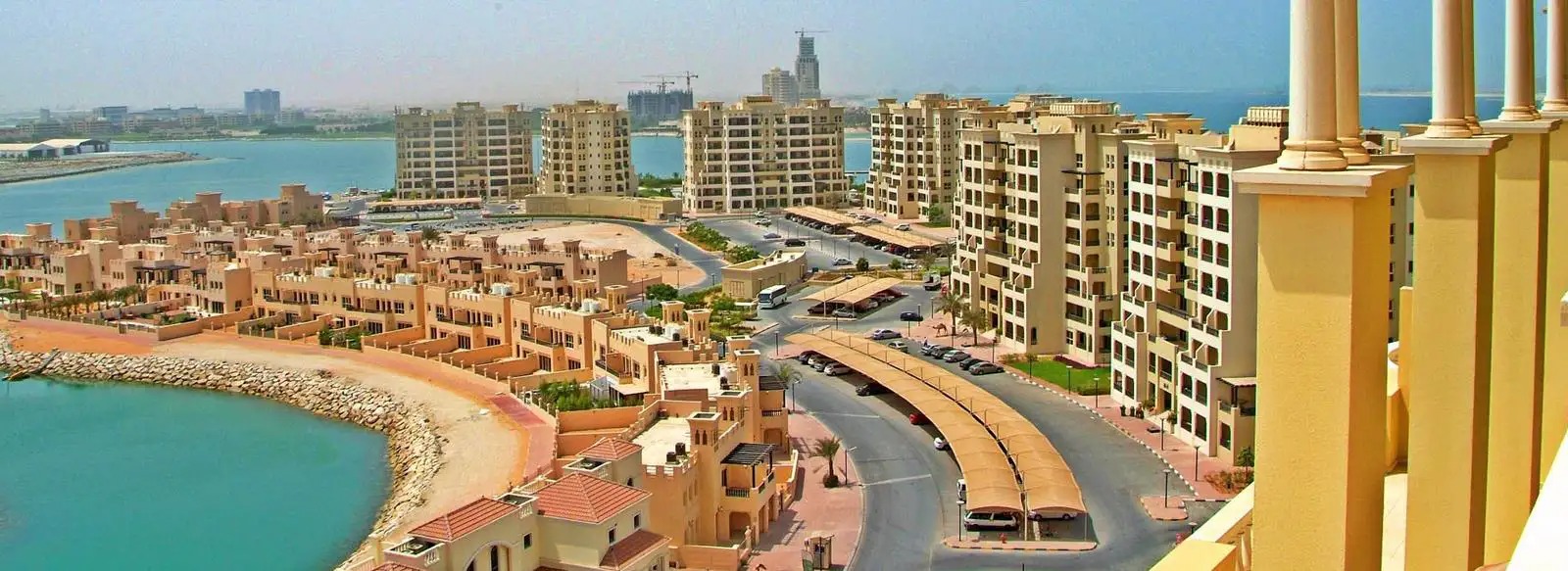 The Royal Breeze Residences architecture