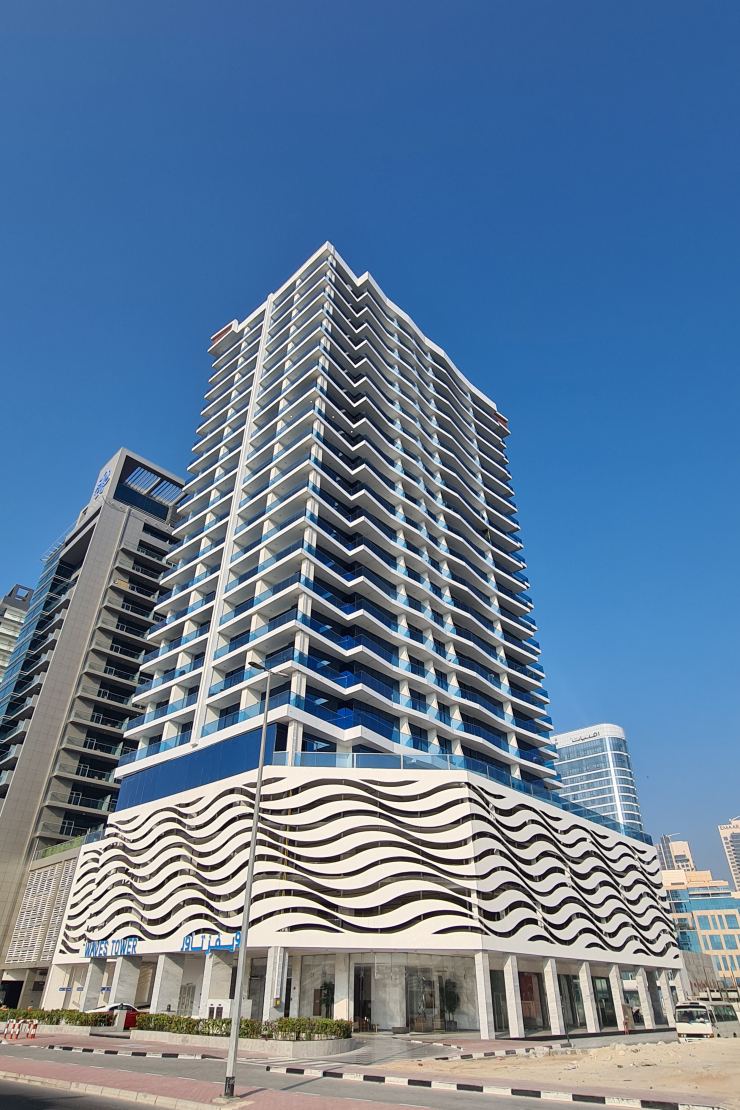The Waves Business Bay architecture